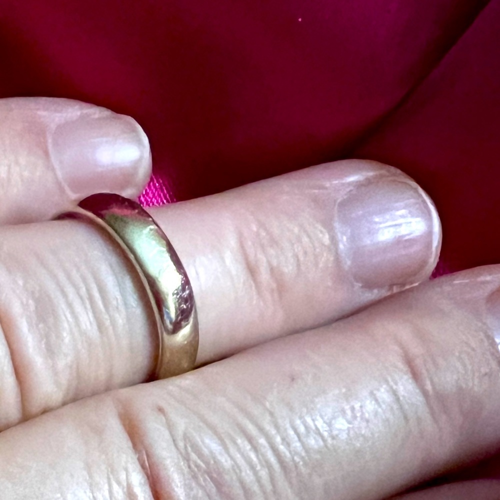 14k White Gold Ring